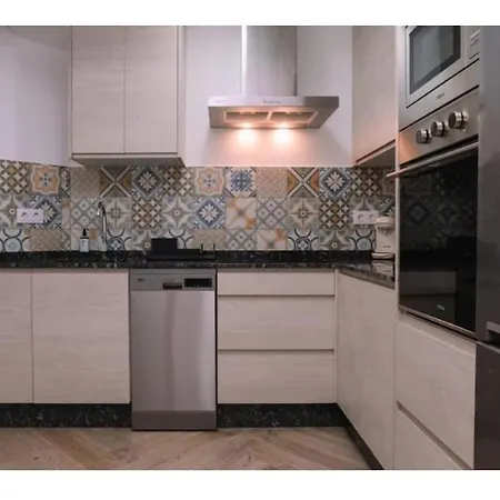 Piso Centrico Y Tranquilo アパート ヴィーゴ